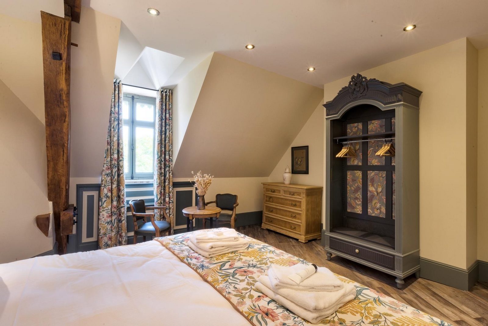 Chateau de Burnand - nieuw in 2024 kasteel vakantiehuis