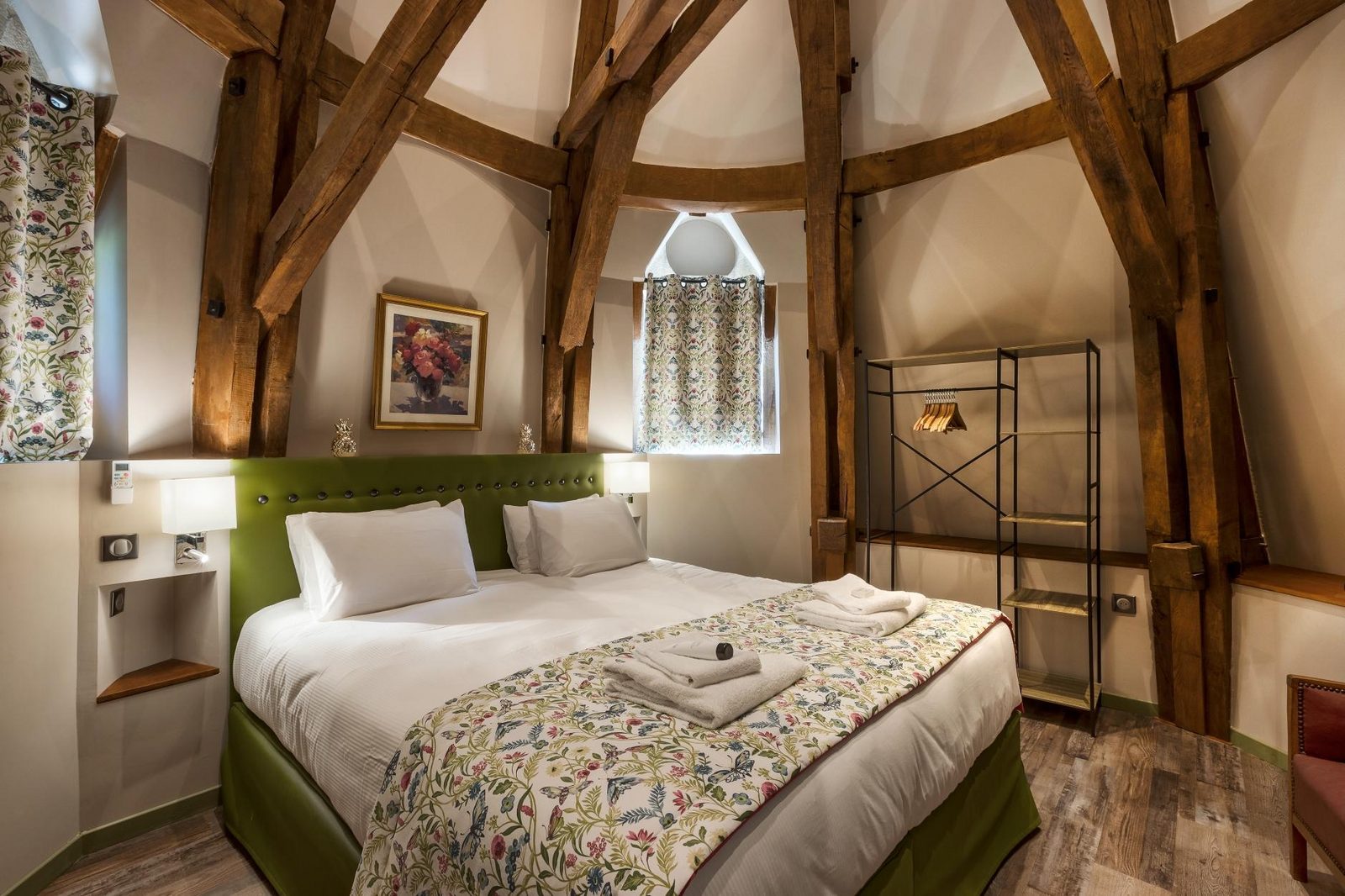 Chateau de Burnand - nieuw in 2024 kasteel vakantiehuis