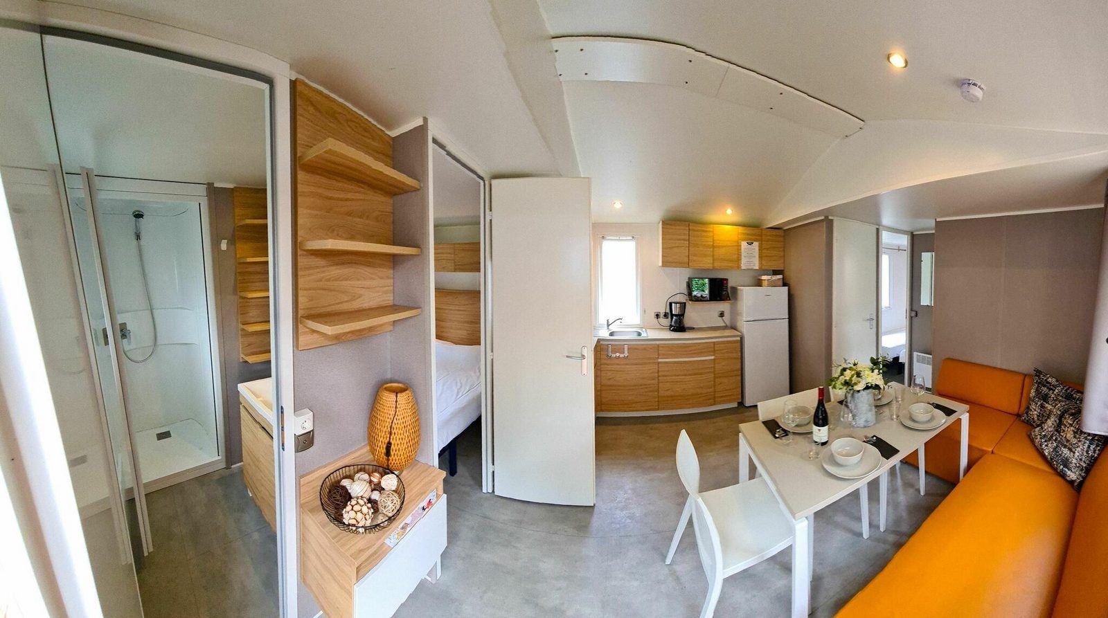 Diekirch Deluxe Mobile Home | 6 Guests