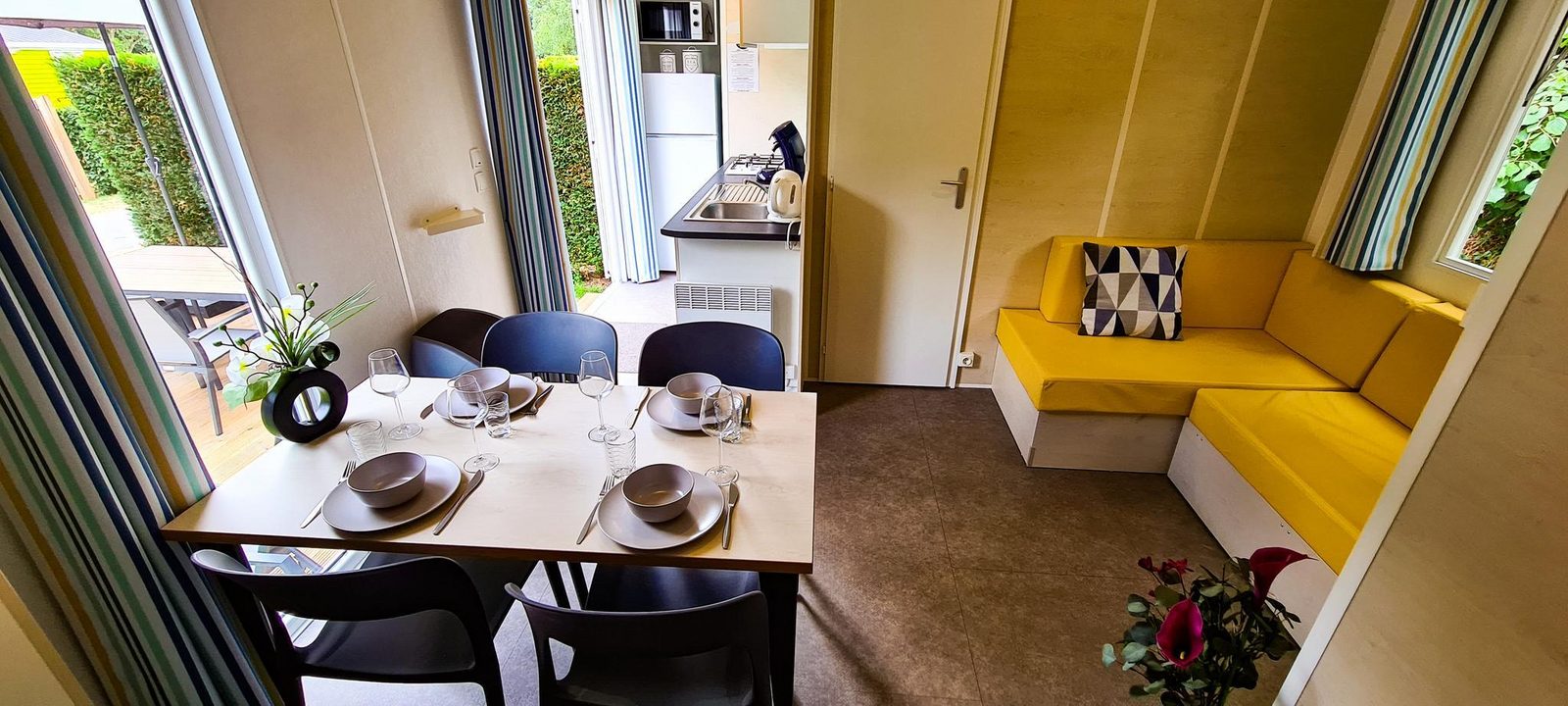 Bastogne Deluxe Mobile Home | 8 Guests