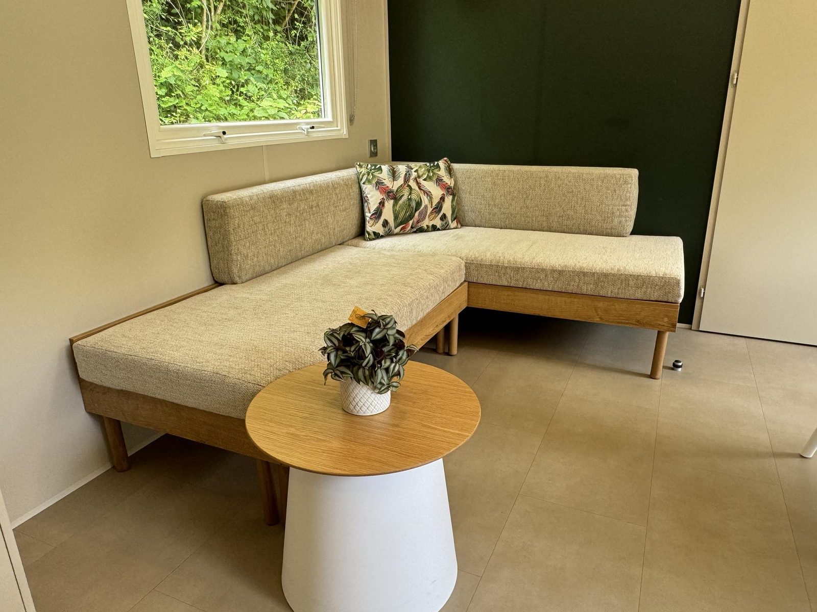 Clervaux Mobile Home | 8 Guests