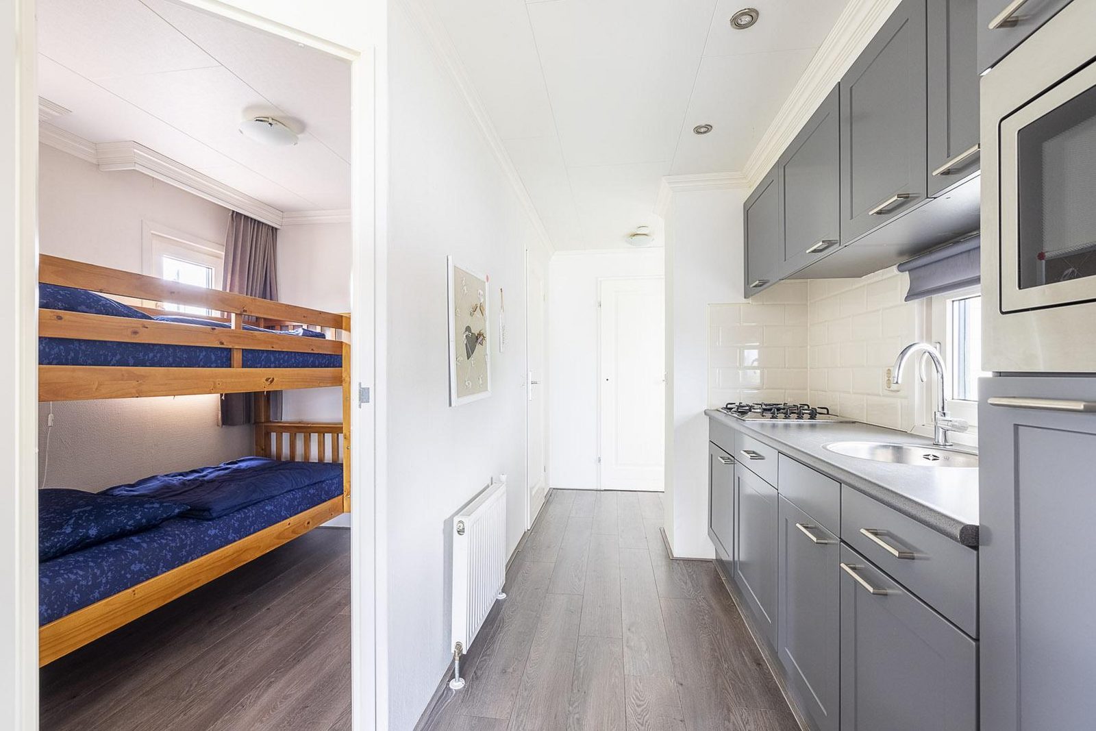 Unterkunft für sechs Personen mit Außensauna & Blick auf das Veluwemeer, drei Schlafzimmer