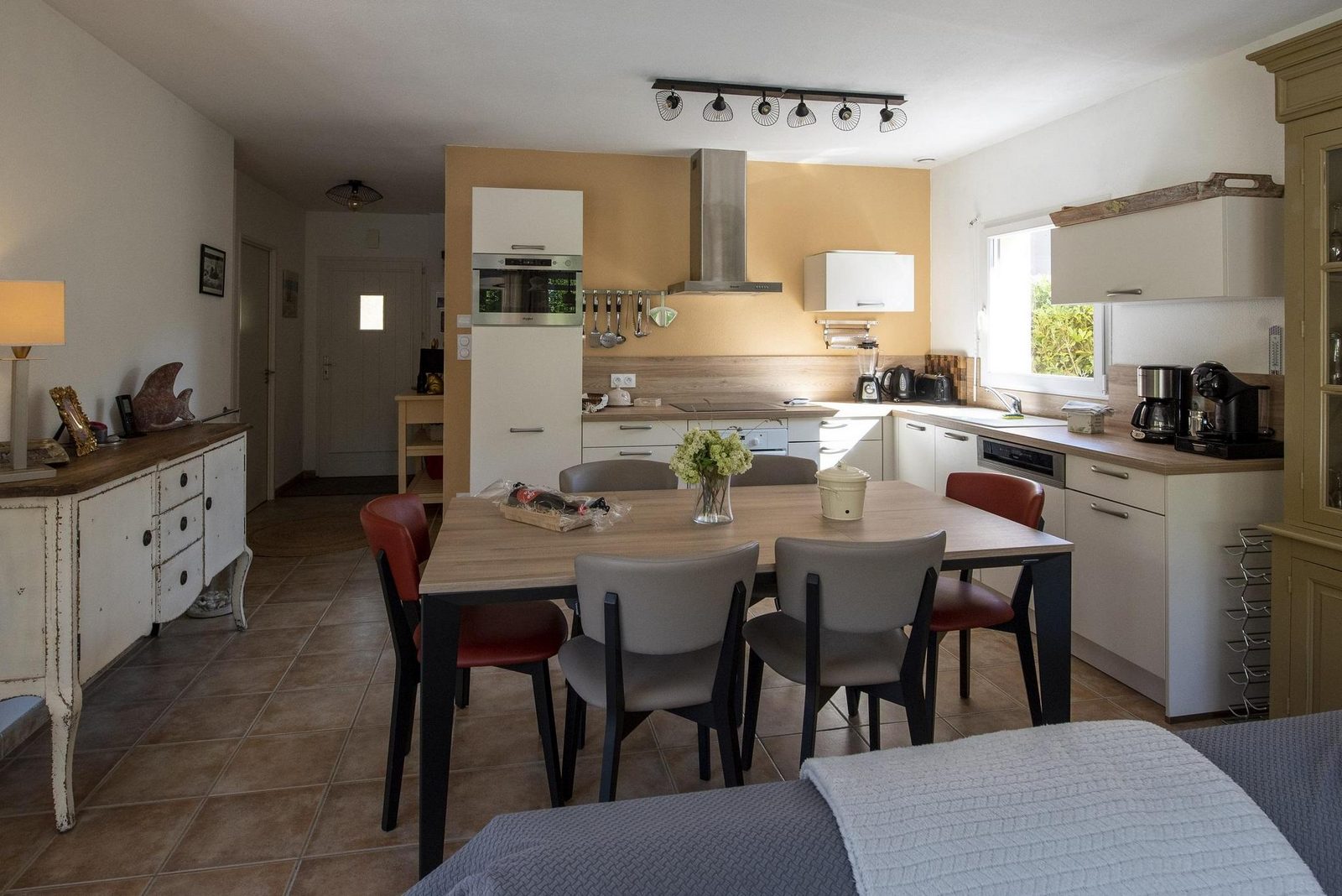 Acacia 6 supérieure avec piscine et climatisation