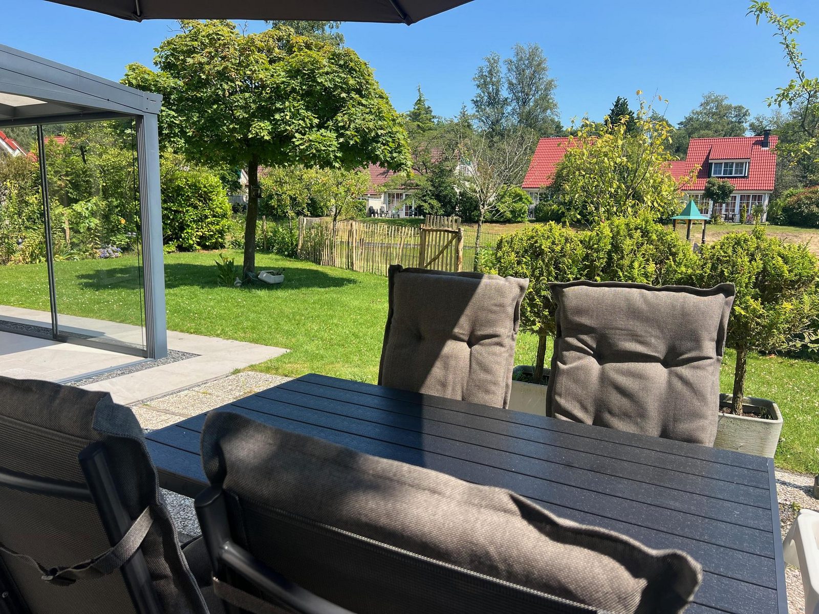 Bungalow met luxe tuinkamer en uitzicht op speelvijver - 5 personen