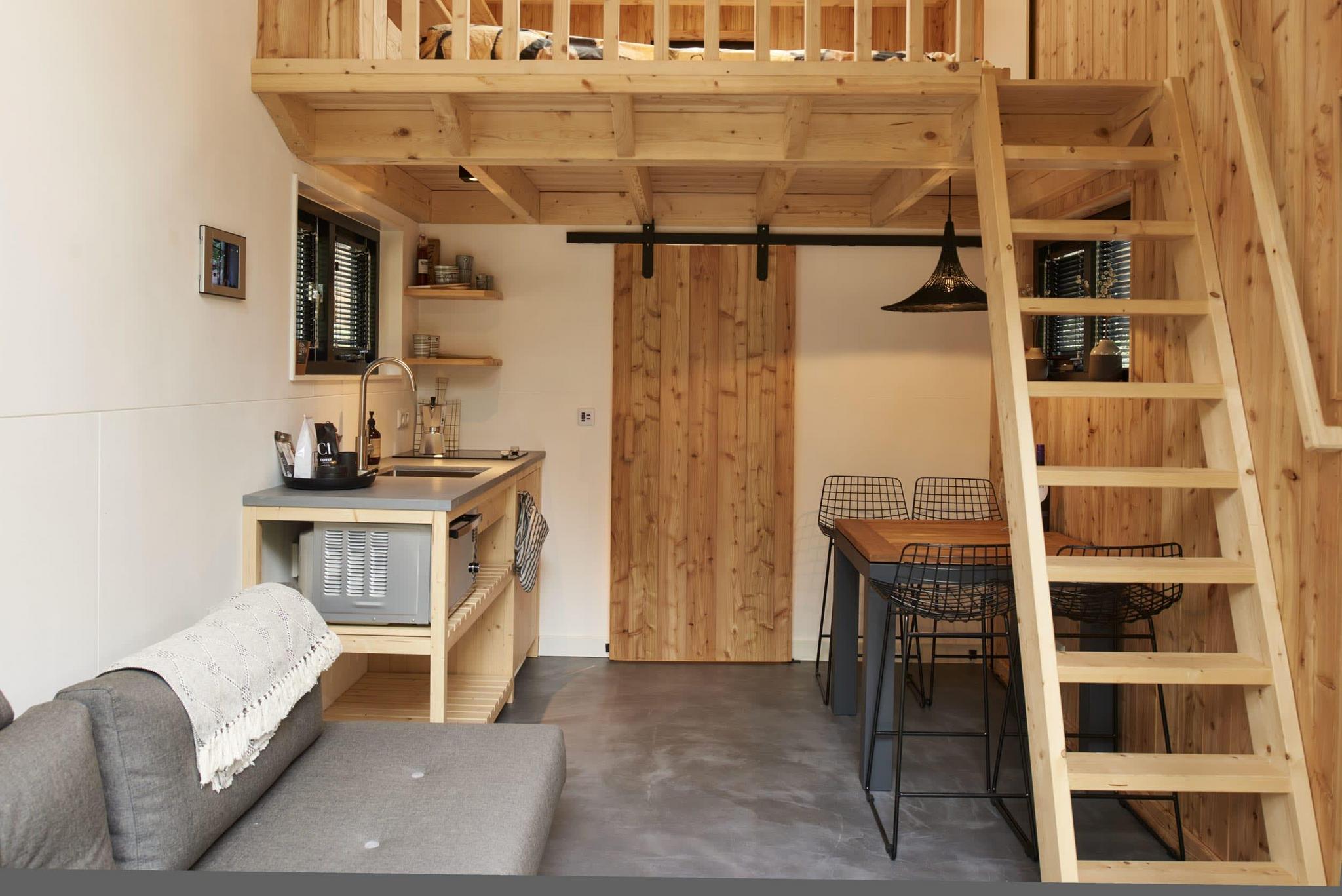 Tiny House 2 3