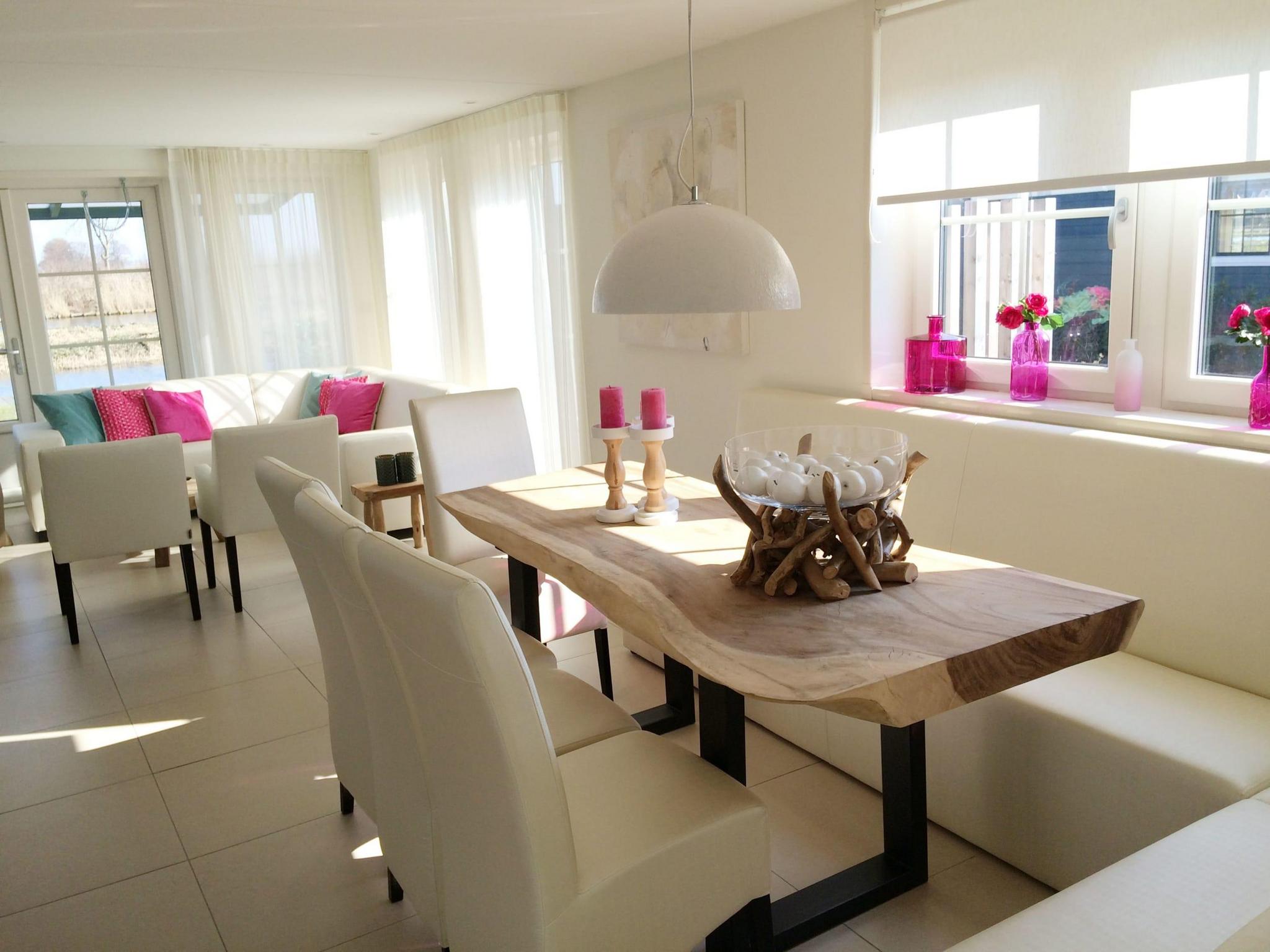 Waterland 10 2