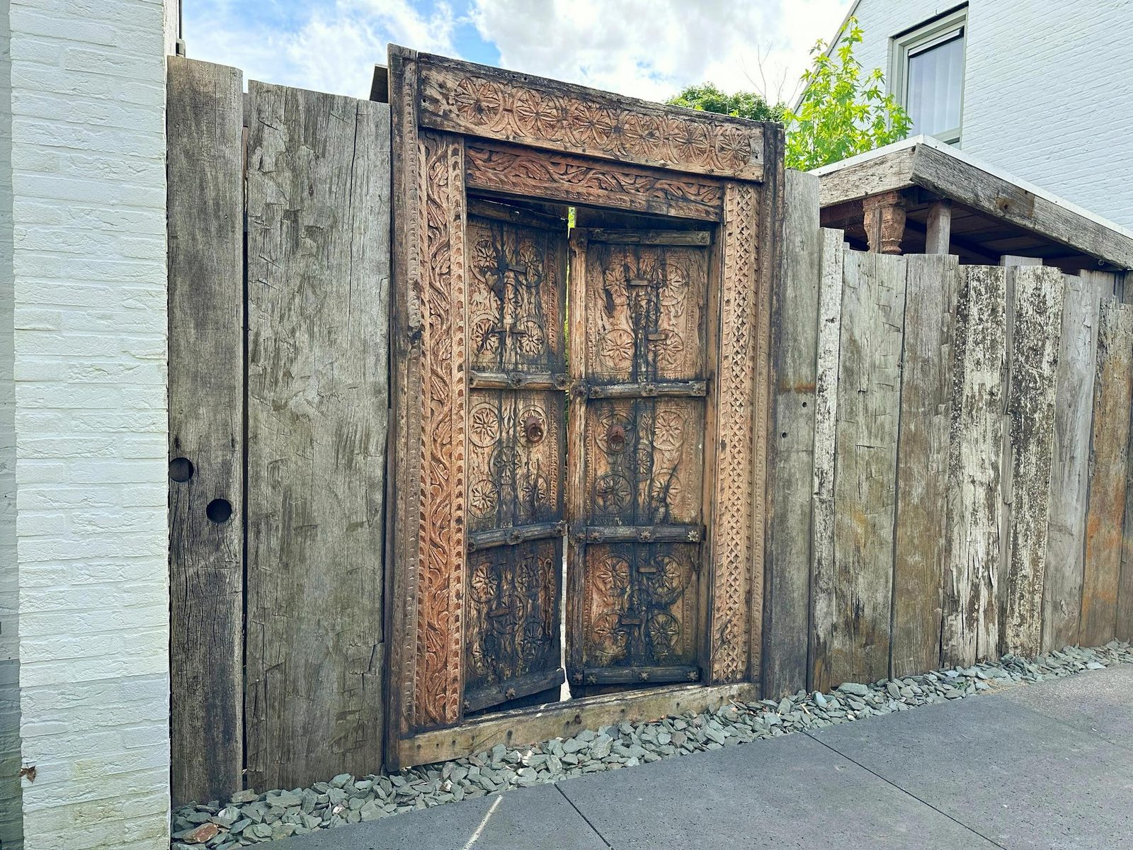 Bungalow 77