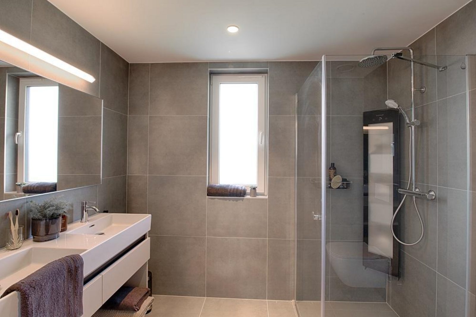 Ferien Chalet mit Blick aufs Wasser | 6 Pers.