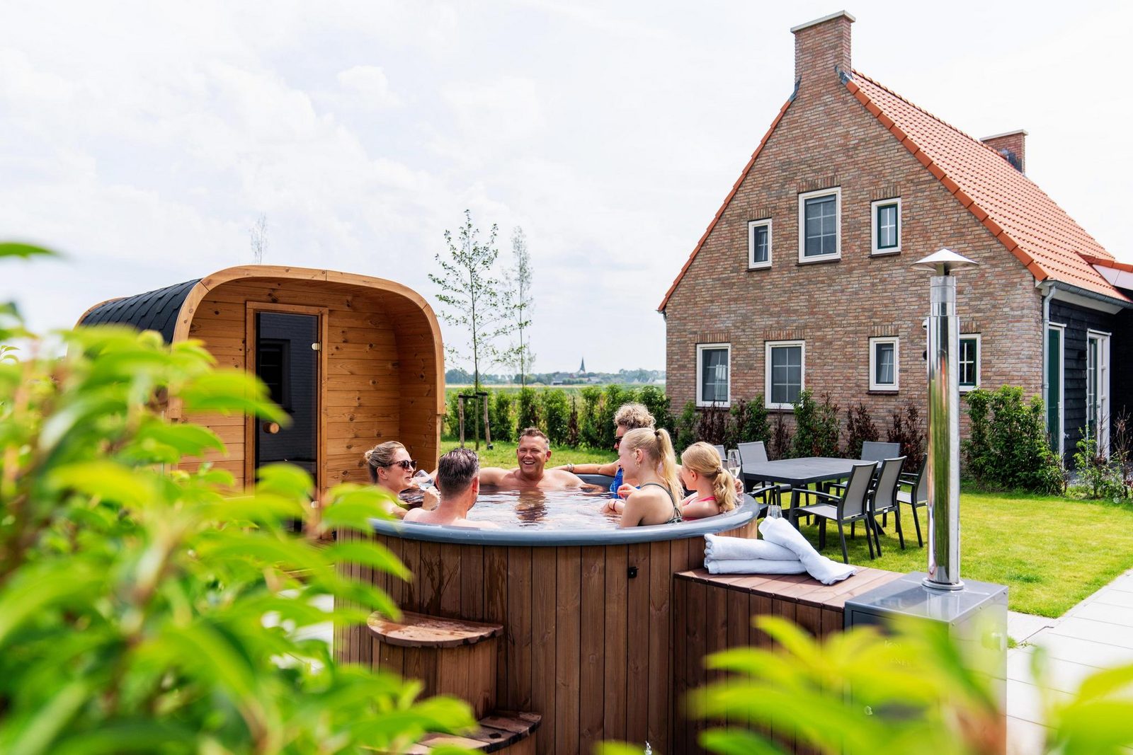 Villa Turijn met Hottub en Barrelsauna