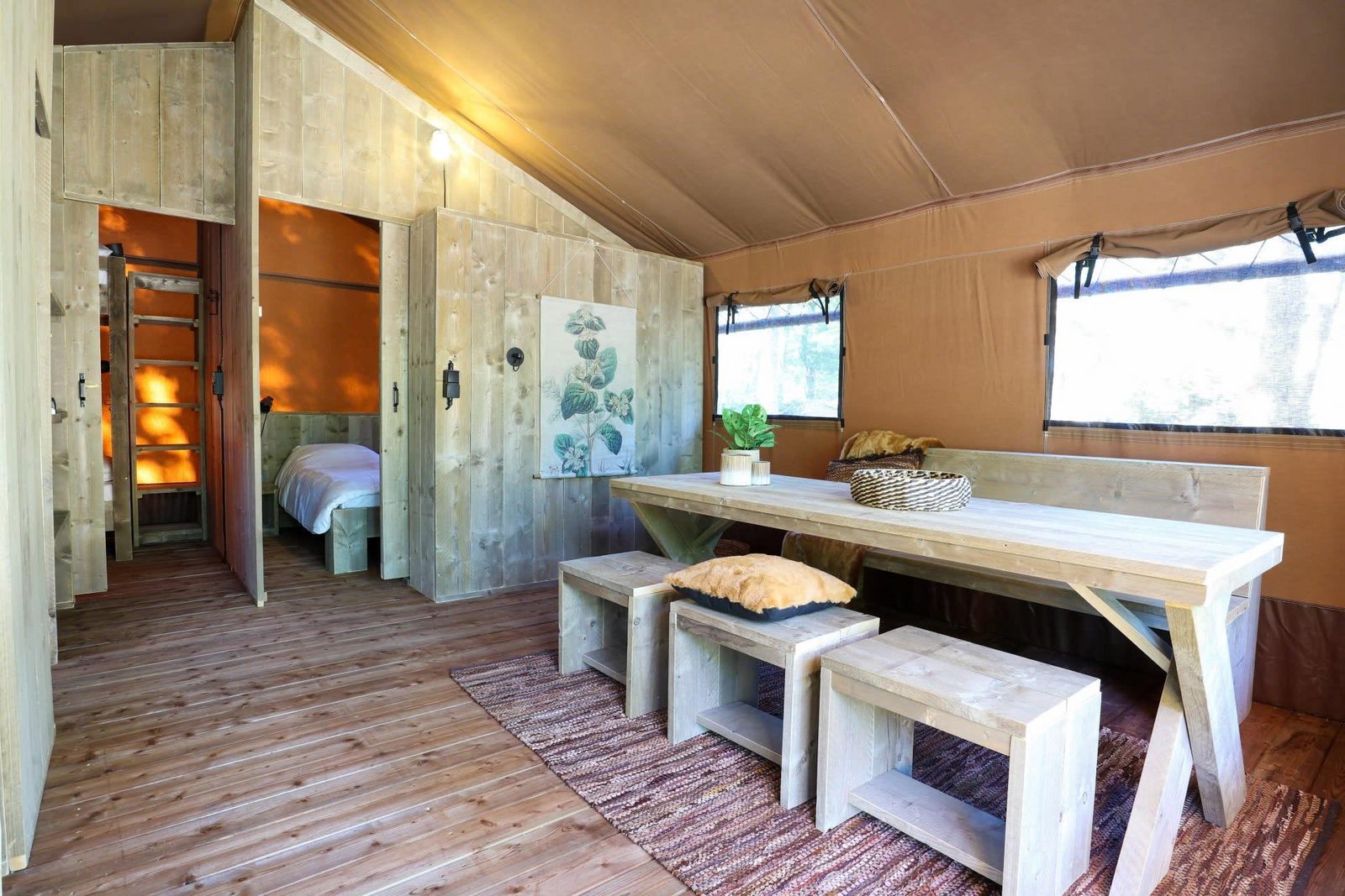 Lodgetent 5