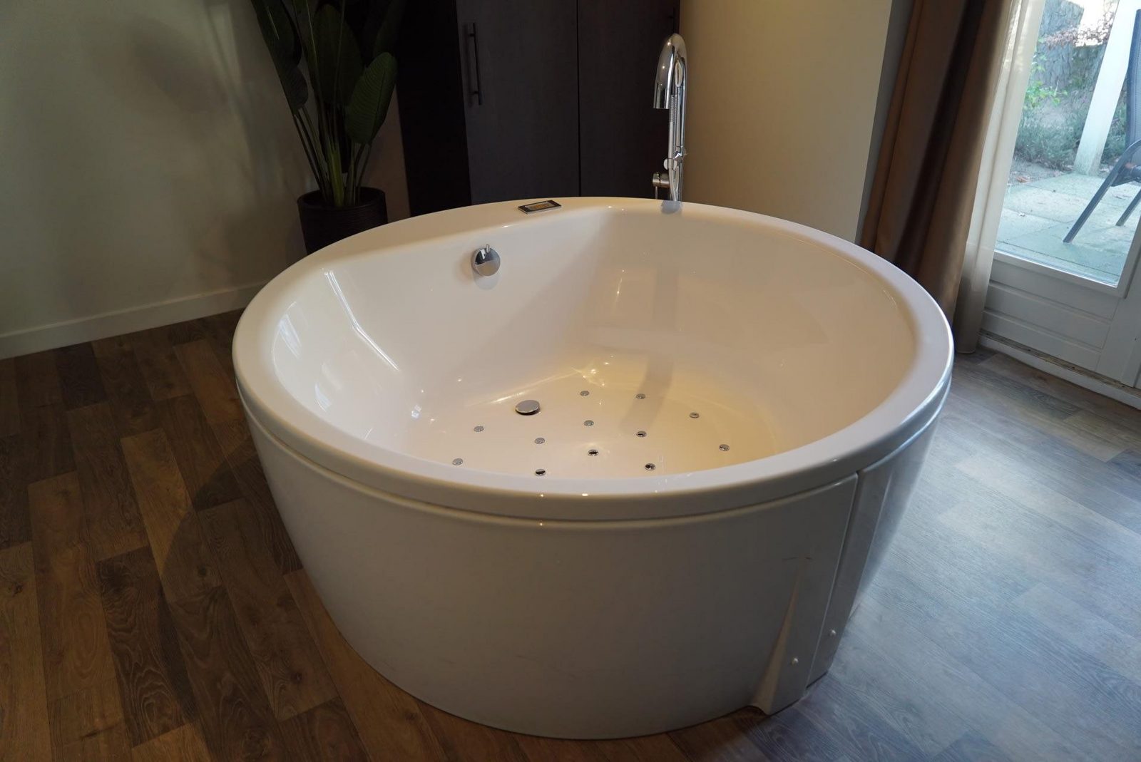 Comfort Room Deluxe 2
