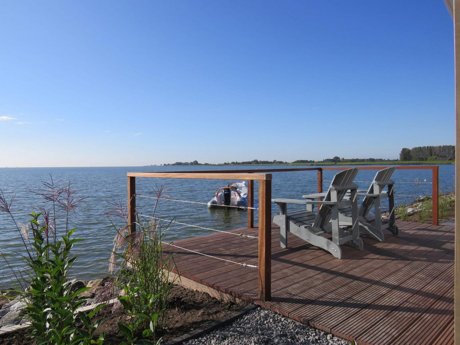 Pavilion Waterfront 4