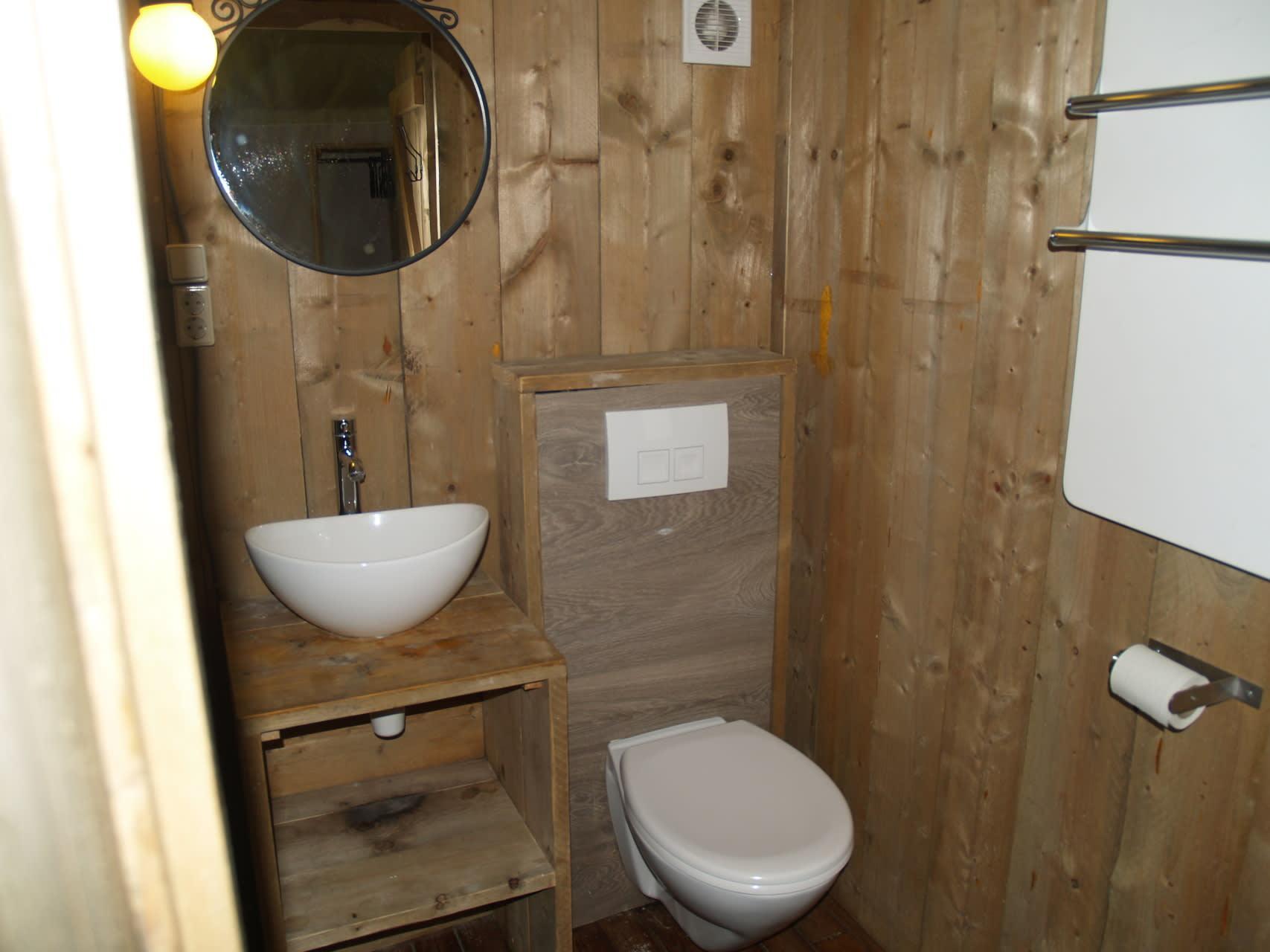 Accommodation Ruinen - Glamping tent - Four Season Lodge 6 - 14
