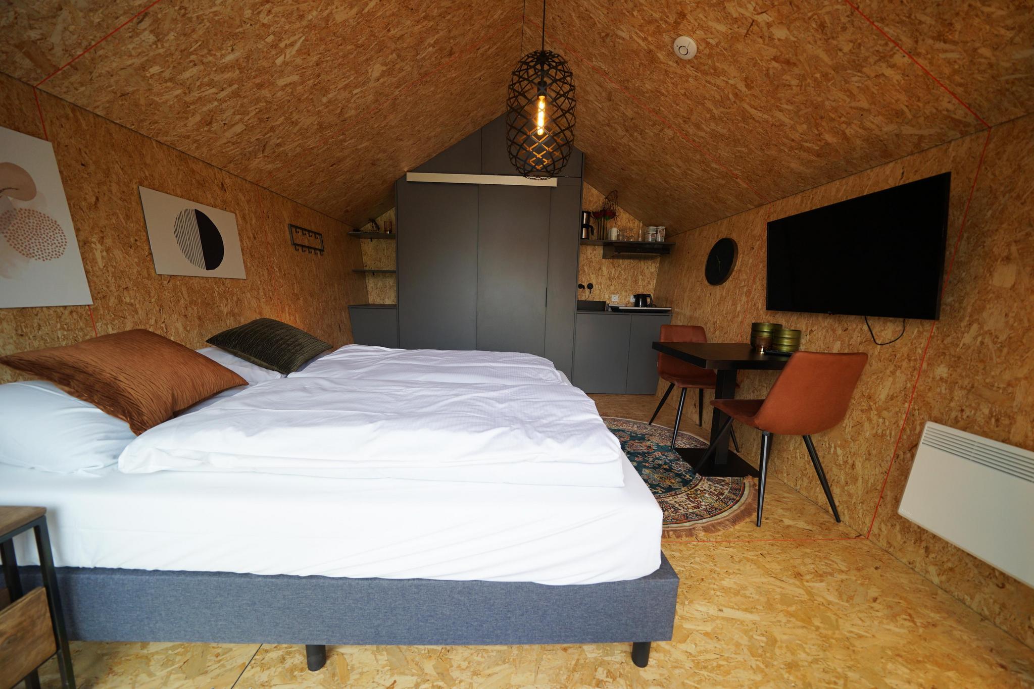 Solo Retreat 2 3