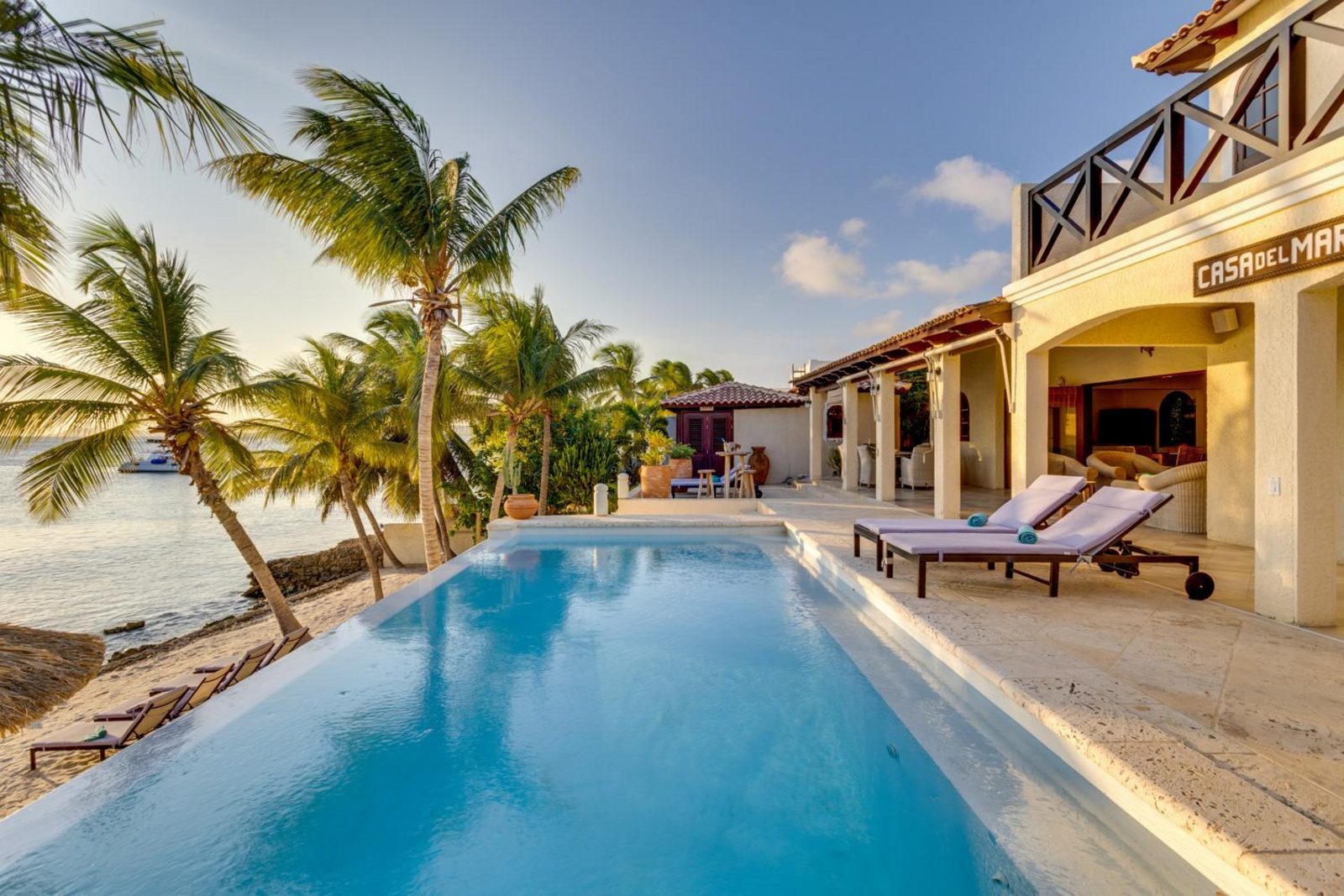 Casa Del Mar - Villa met prive strand