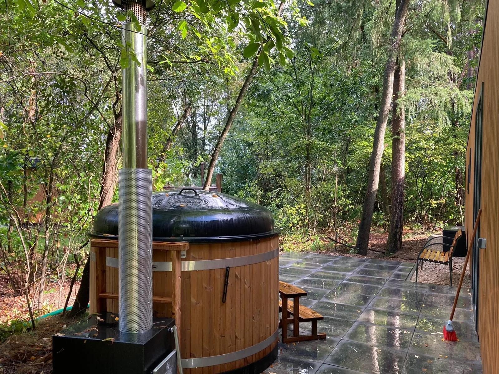Just Nature Hottub 4