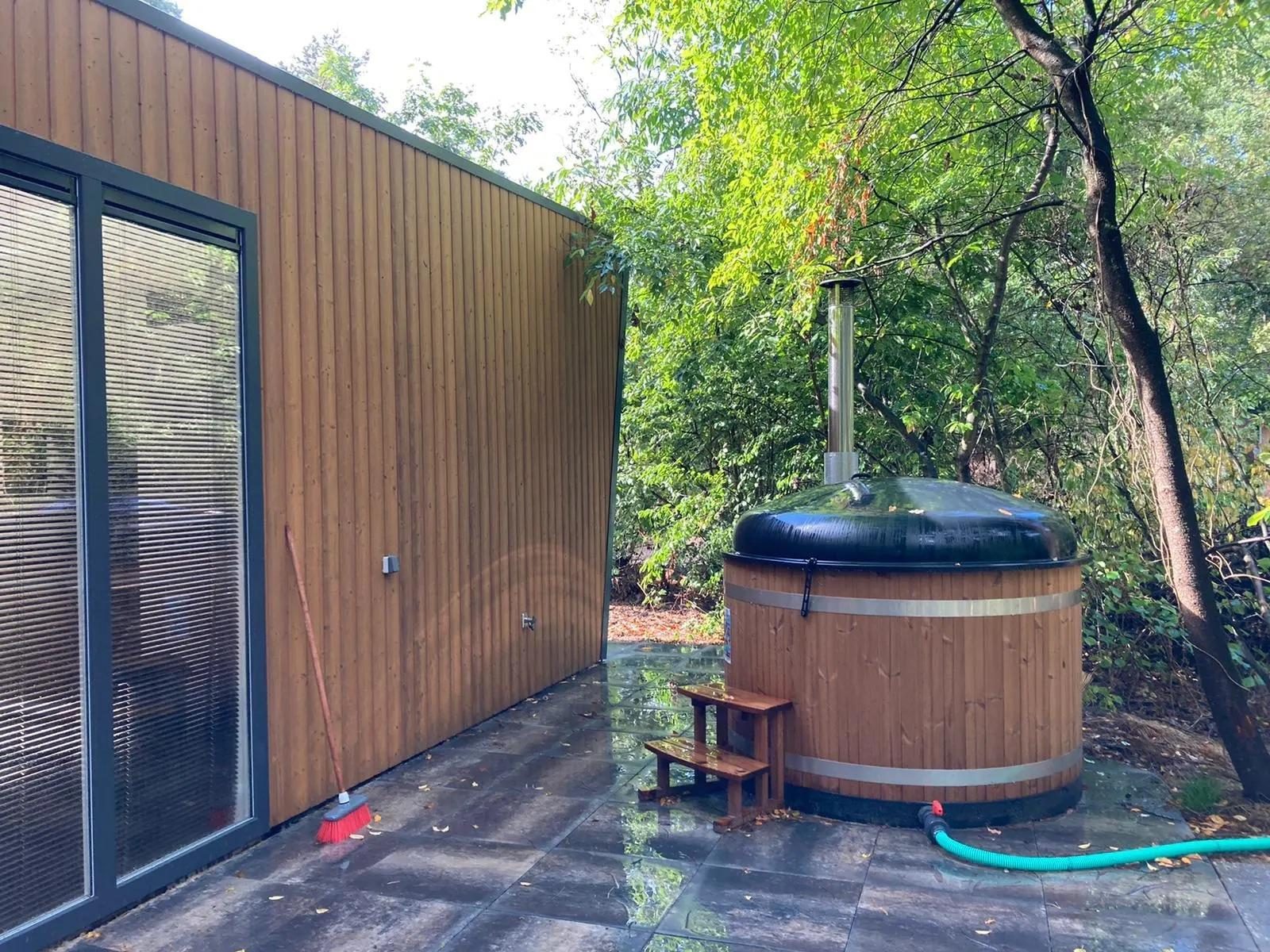 Just Nature Hottub 4