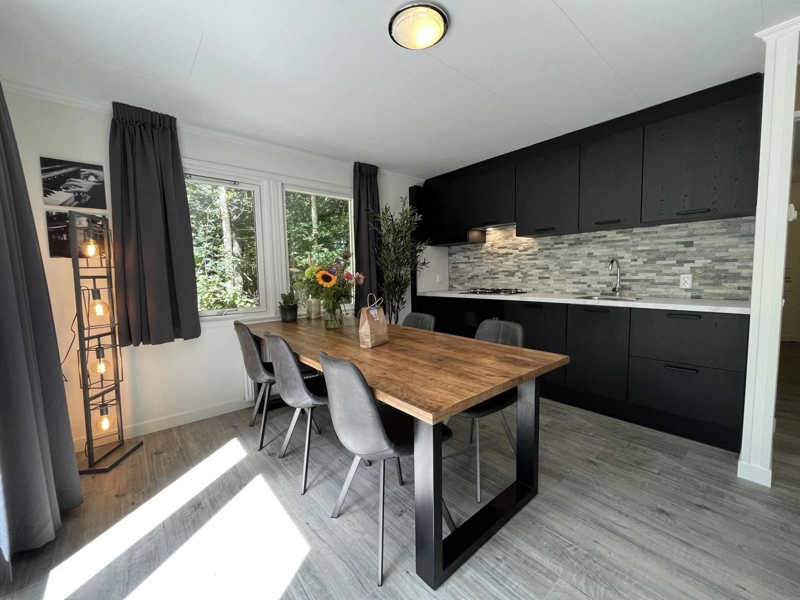 Fins Chalet 6