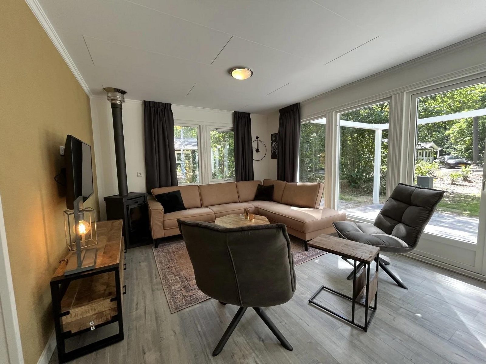 Fins Chalet 6