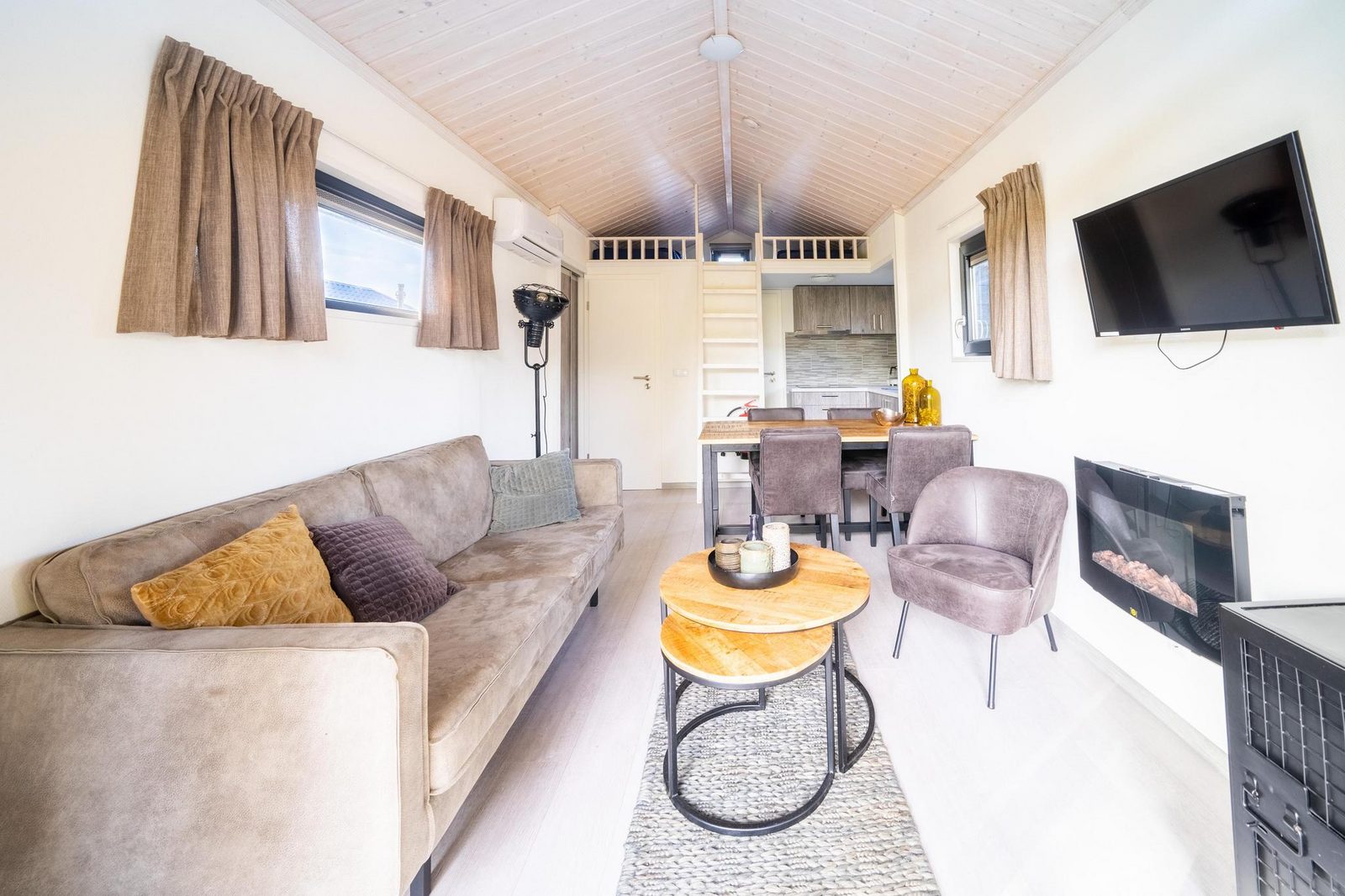 Tiny House 2+2