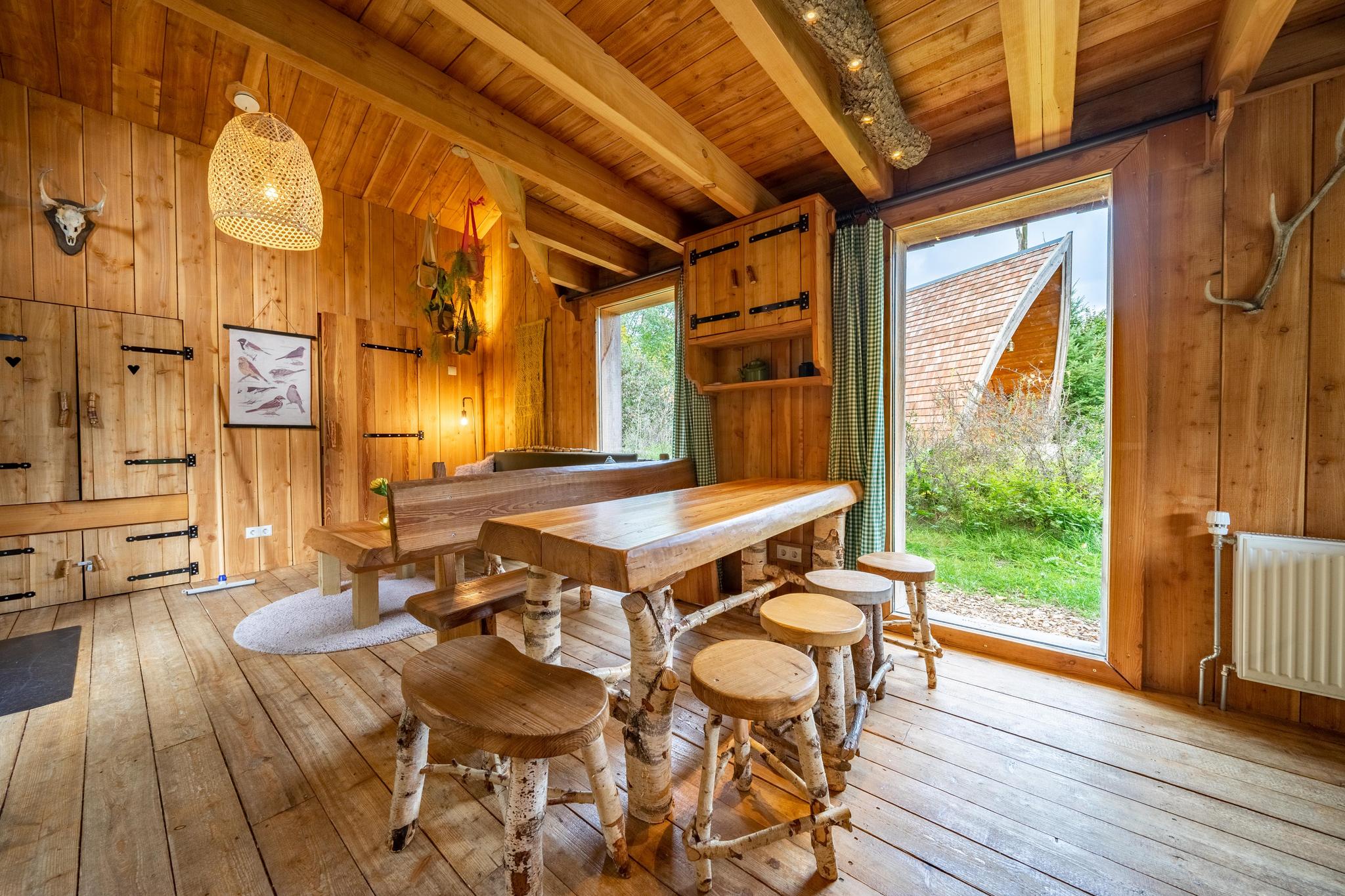 Nature Lodge 8 4