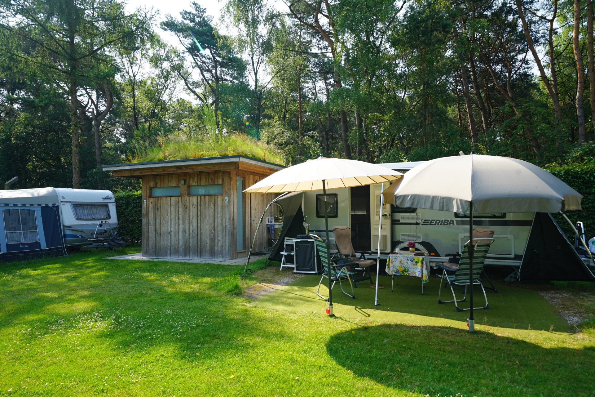 Kampeerplaats Comfort XL privésanitair 3