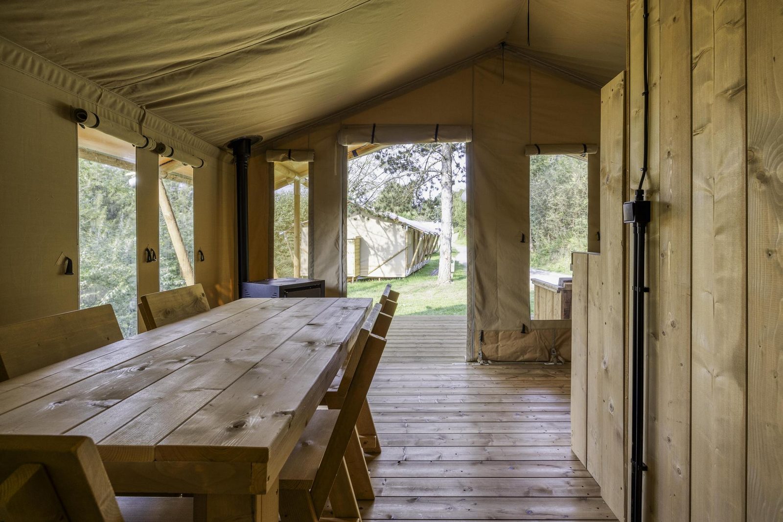 Comet 27 Lodges
