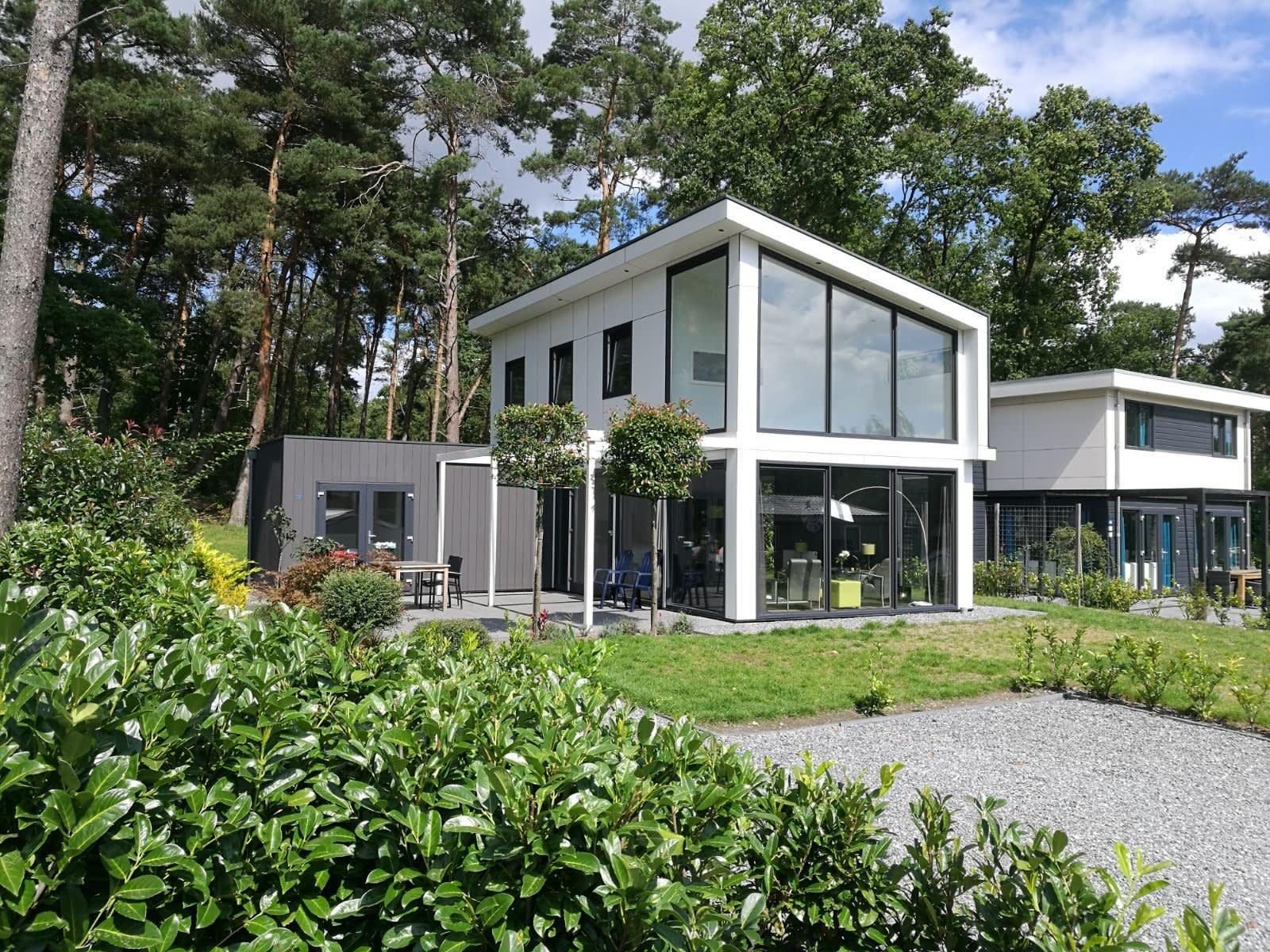 Pavilion l'etage 8