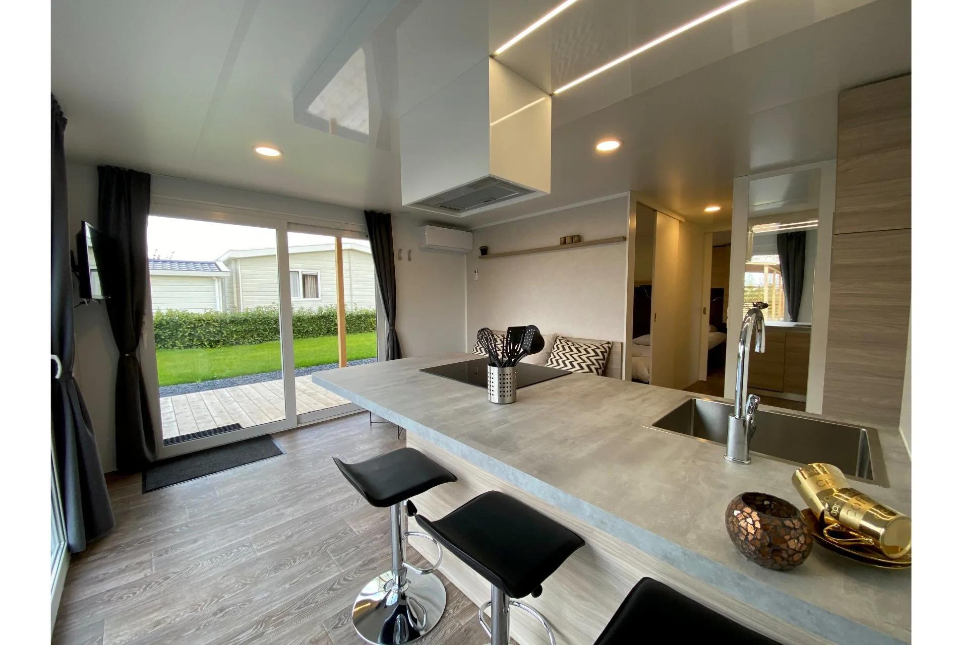 Cottage 4 3