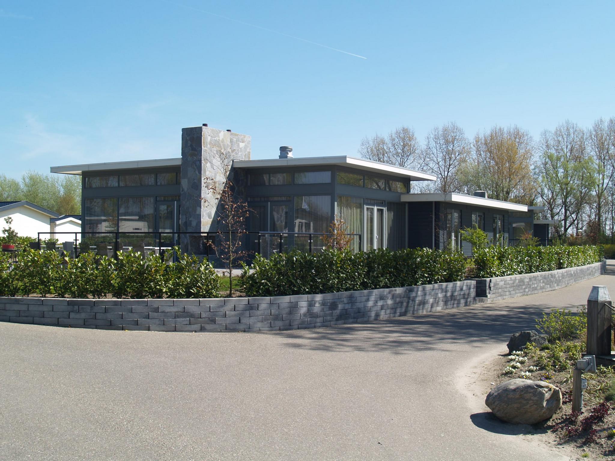Pavilion 16 1