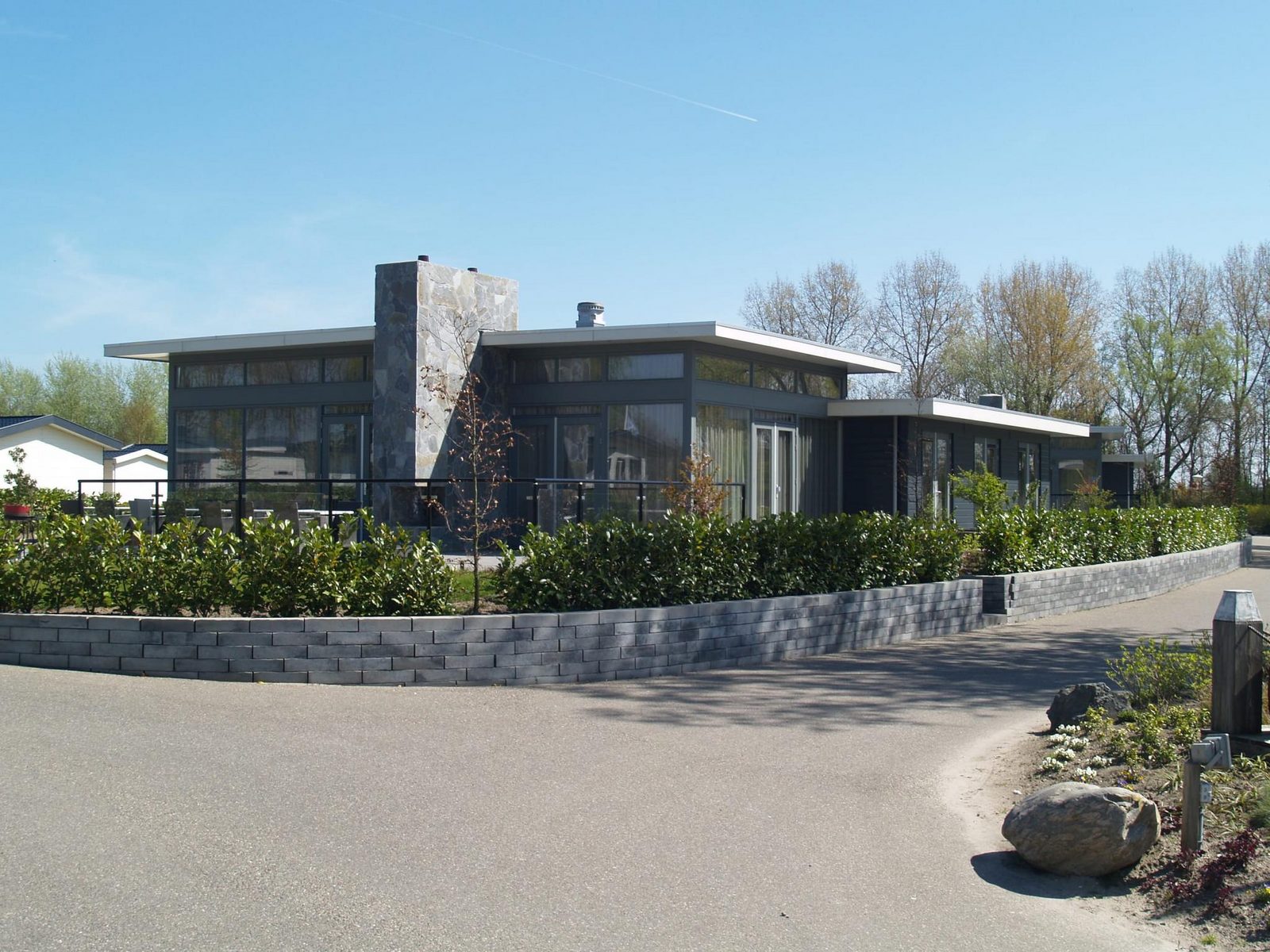 Pavilion 16