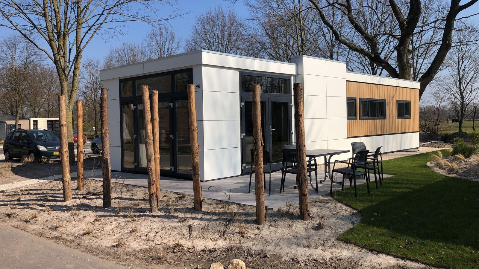 Pavilion 4+2