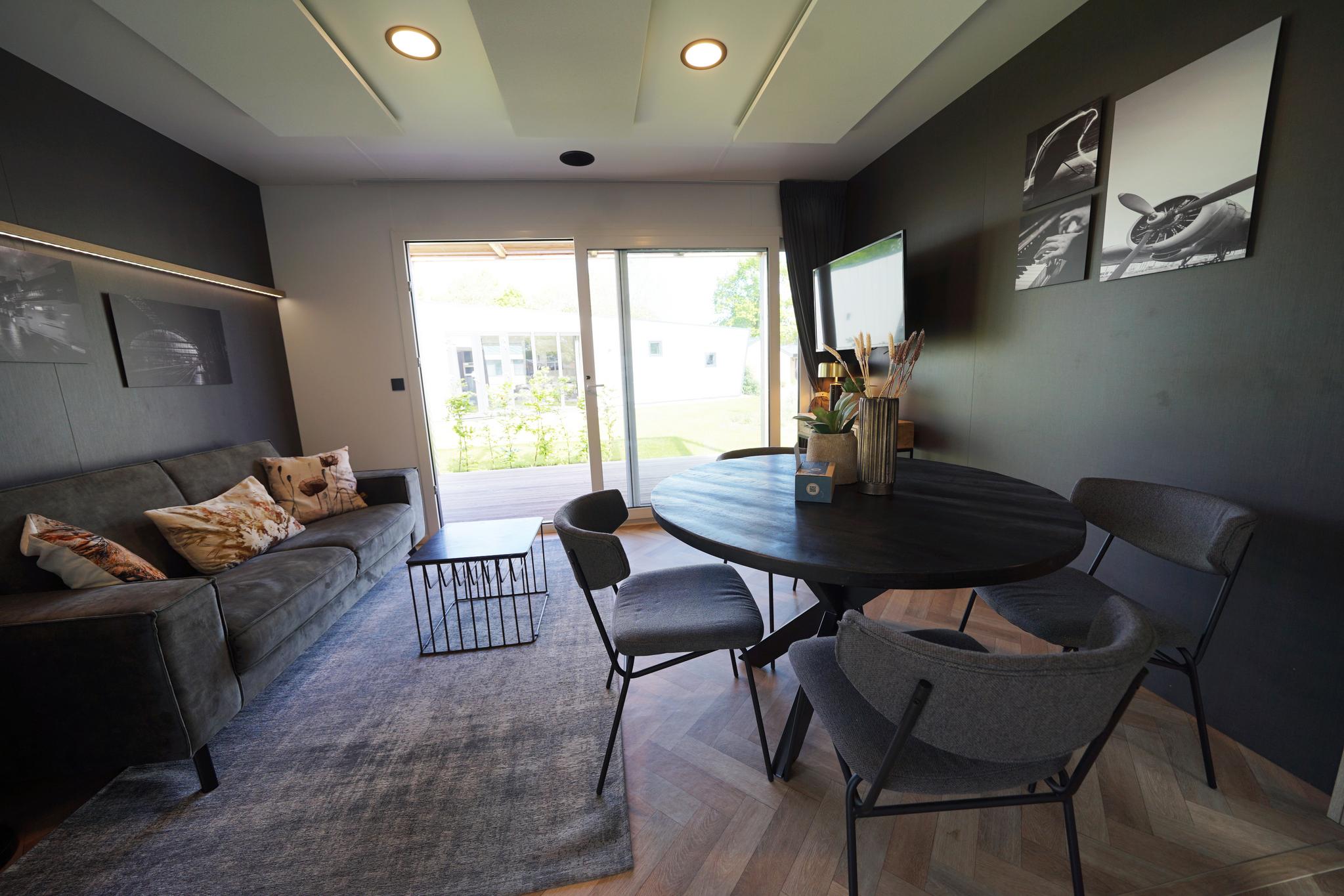 Domus 4 2