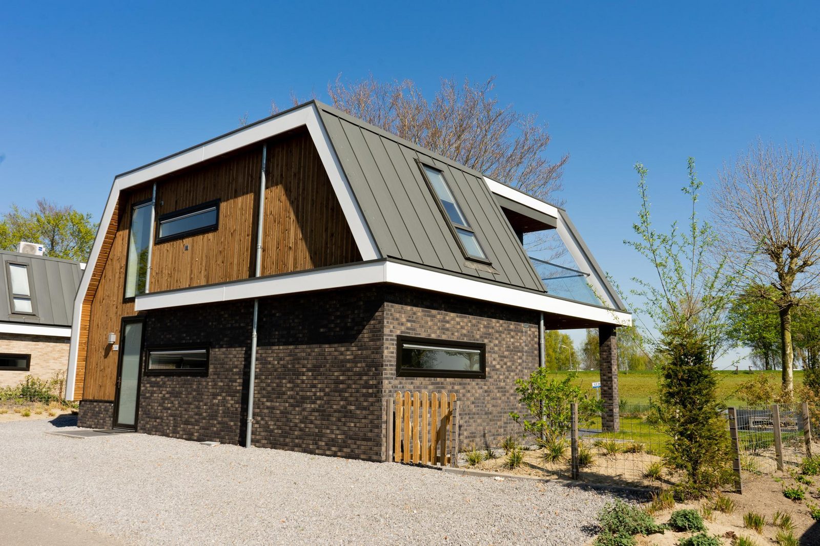 Dijkvilla 10