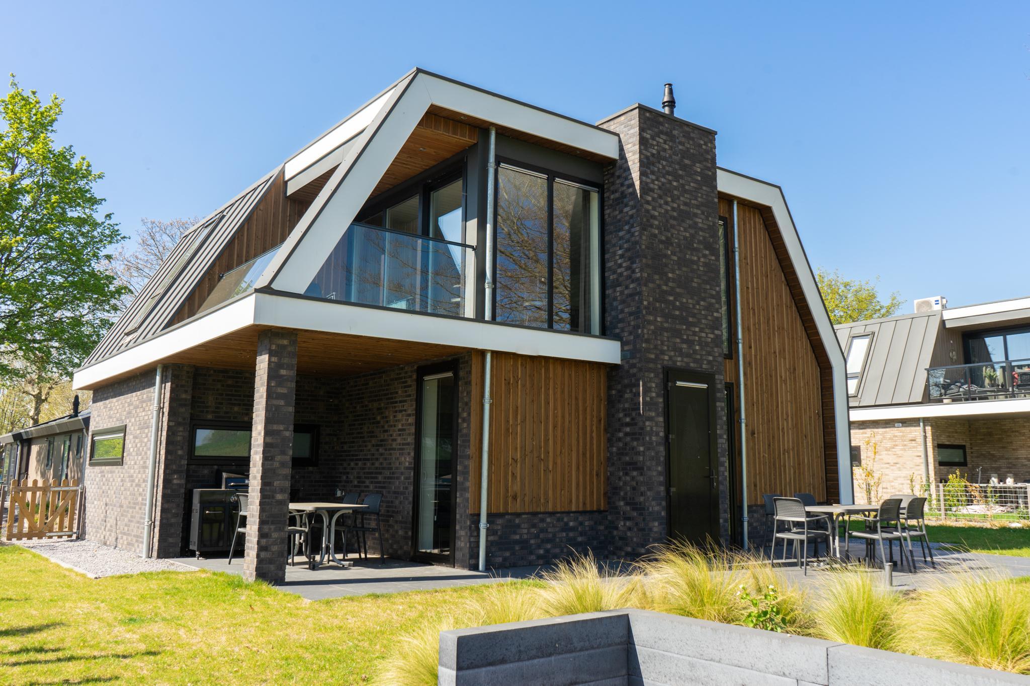 Dijkvilla 12 1