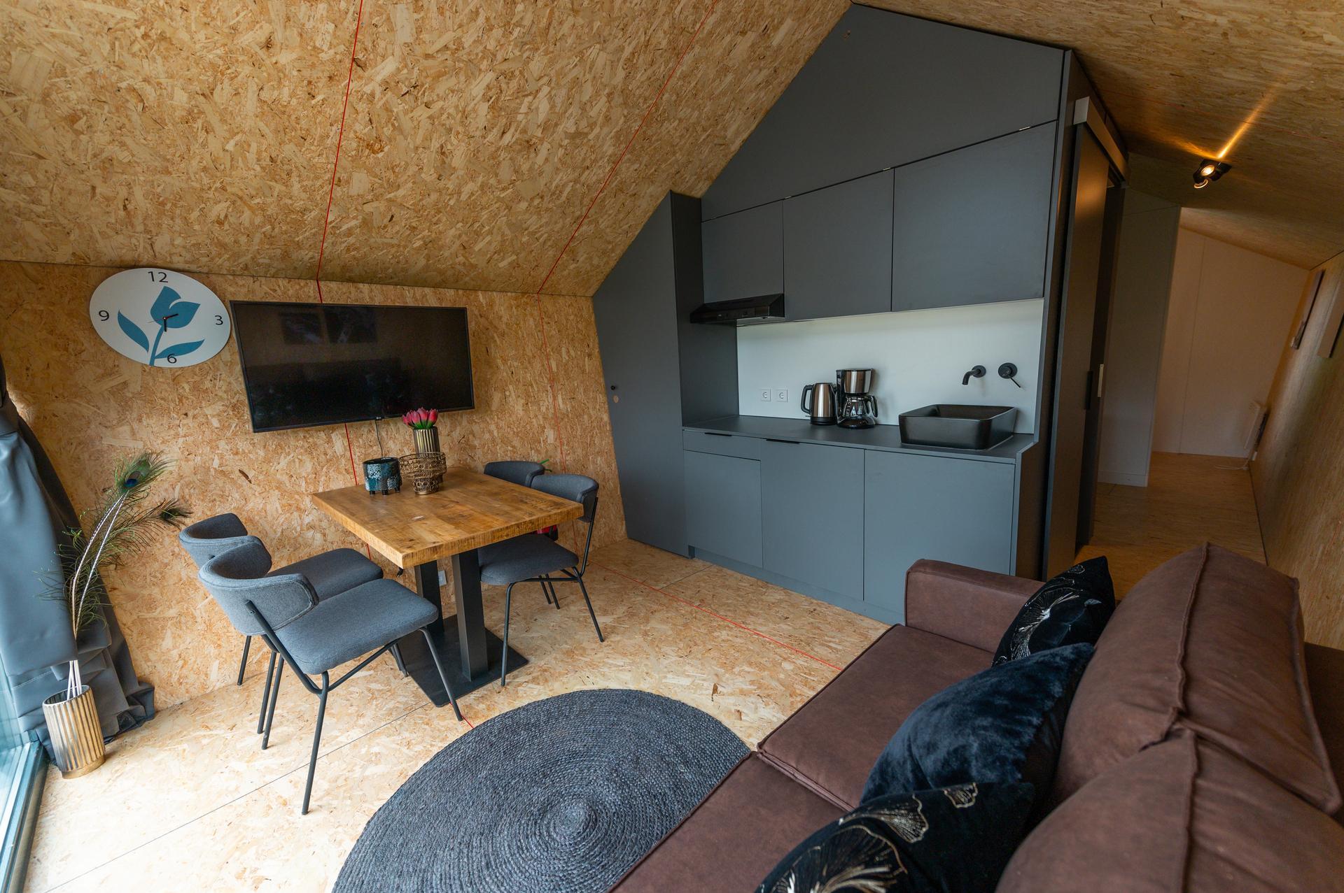 Solo Retreat 4 5