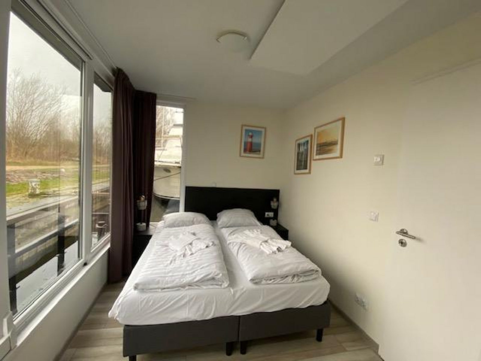 Waterlodge 6