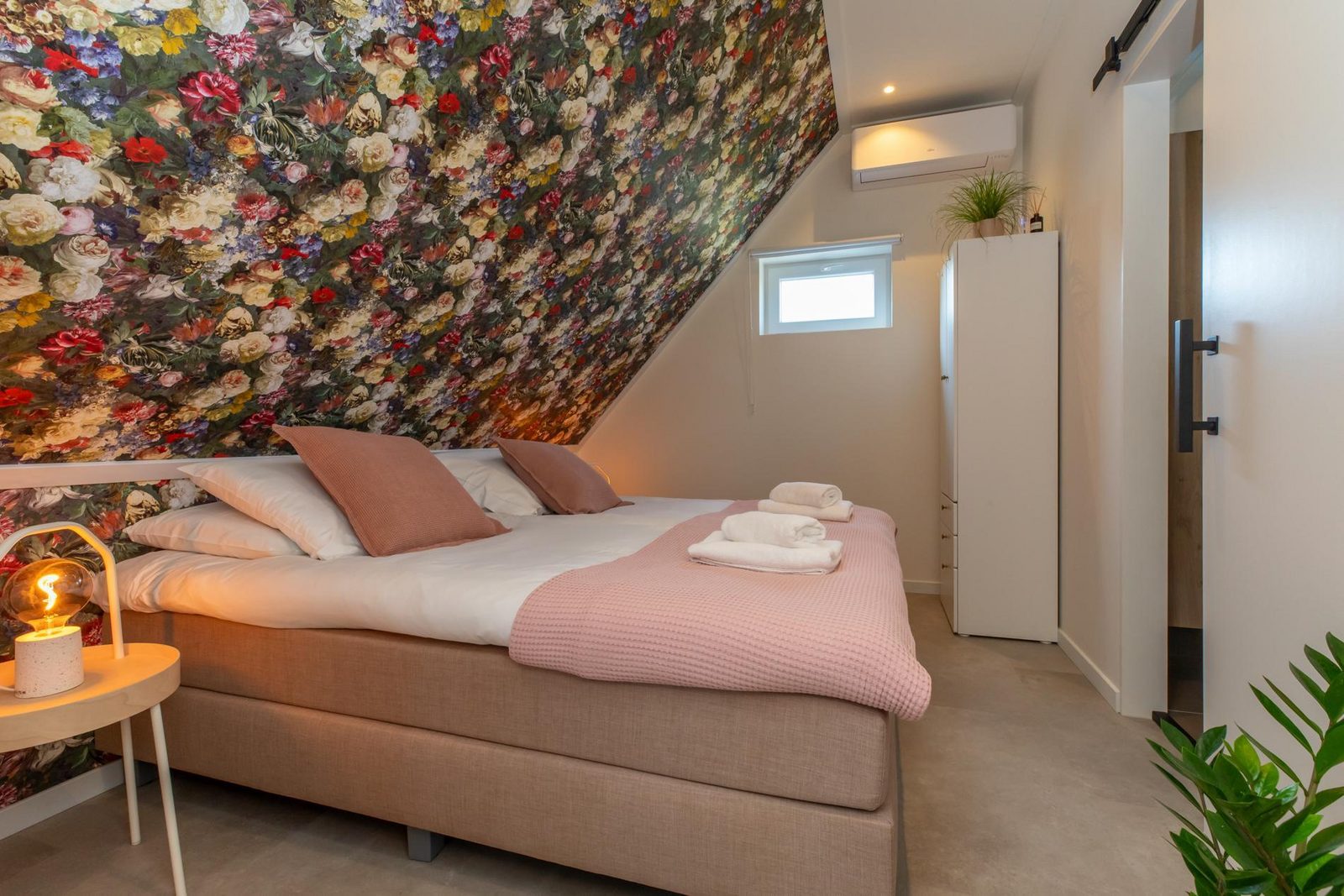 Appartement 'Bed by Al' - Hoofdstraat 16 a | Kortgene