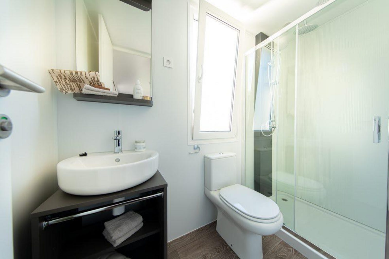 Cosy Unique Plus Hottub 6