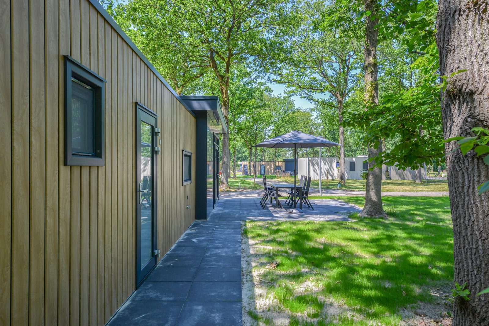 6-persoons Paviljoen met berging