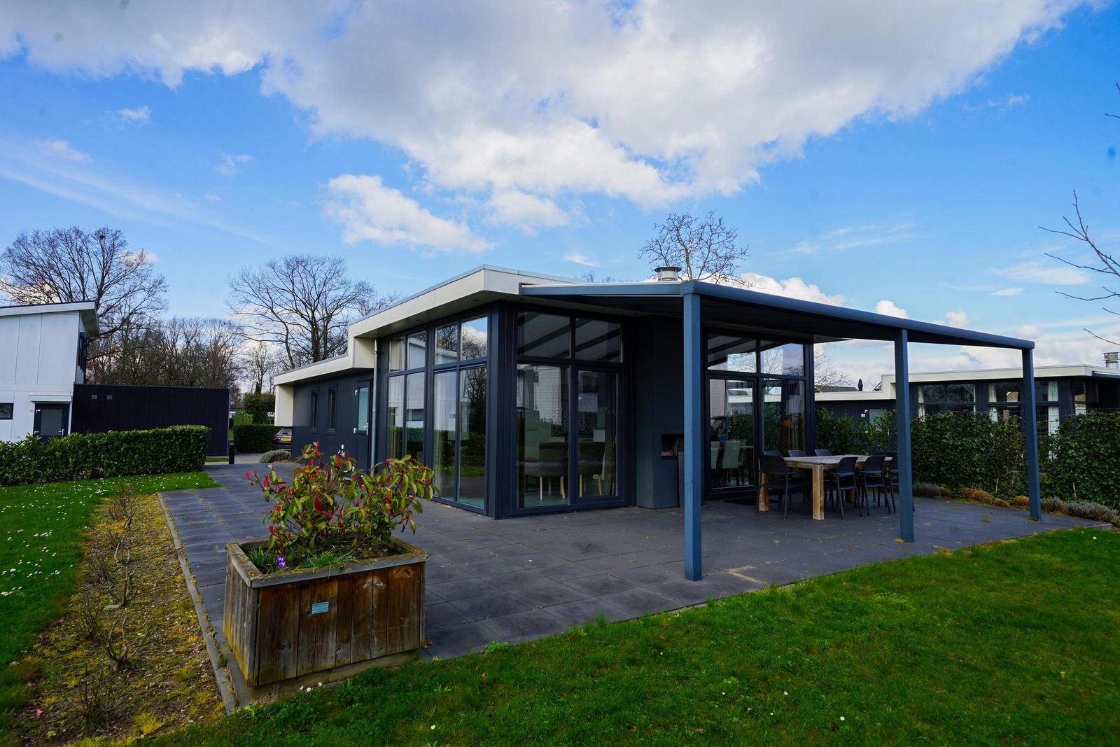 Pavilion Sauna 8