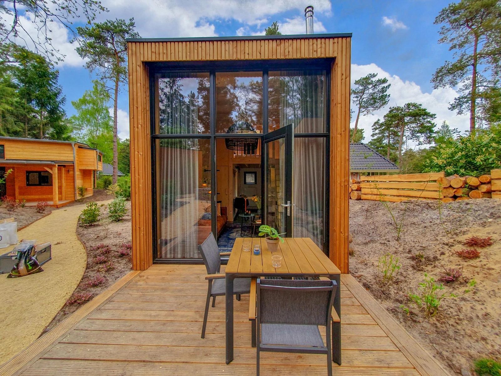 Tiny House 2