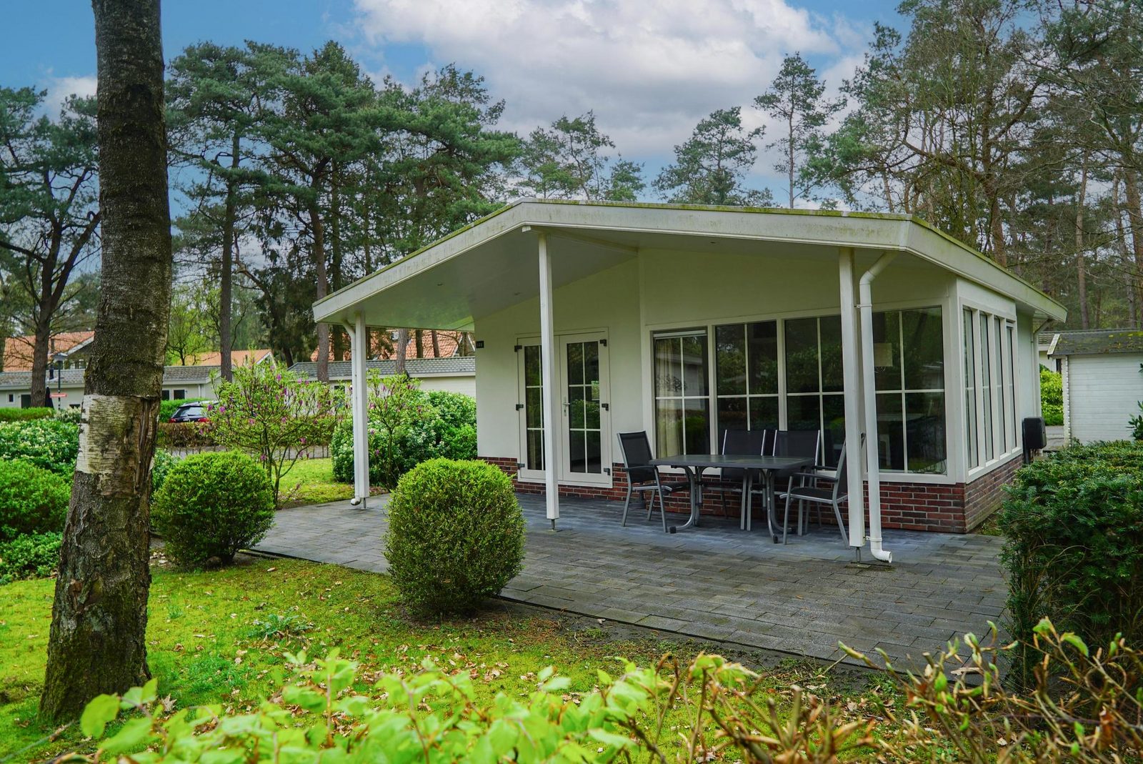 Veranda 4