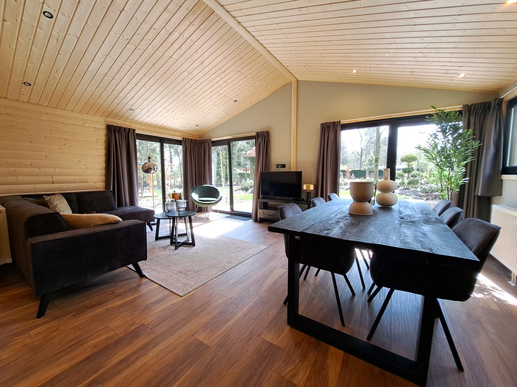 Accommodatie De Utrechtse Heuvelrug - Chalet - Hackfort Wood Hottub 6 - 9