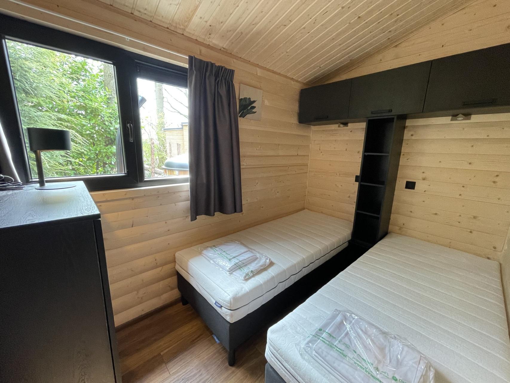Accommodatie De Utrechtse Heuvelrug - Chalet - Hackfort Wood Hottub 6 - 10