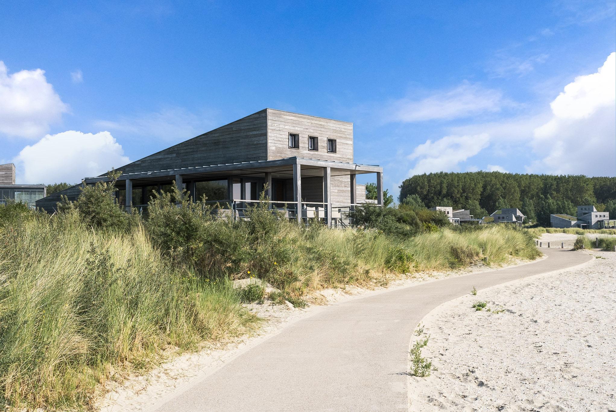 Die Villa Super VIP (4P) verfügt über eine luxuriöse und komfortable Innenausstattung, ideal für Hunde und Kinder.
