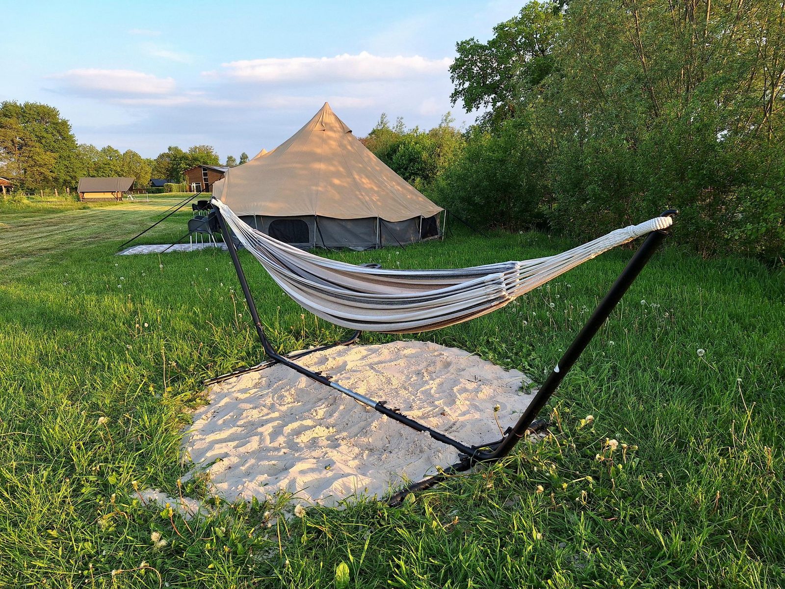 Glamping Belltent 2/4-persoons