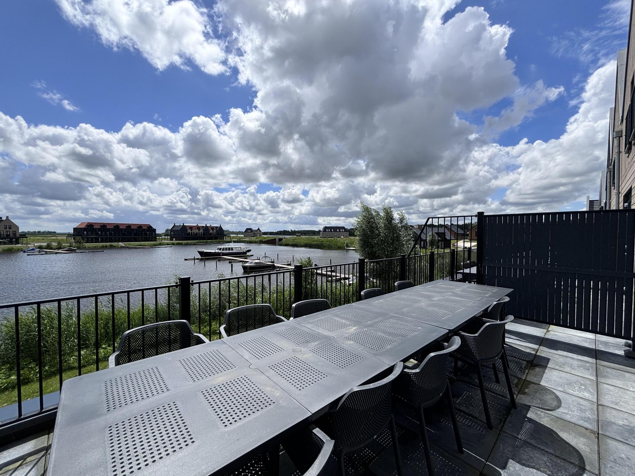 Accommodation De IJssel Eilanden - Big accommodation - De Hanze 10 - 12