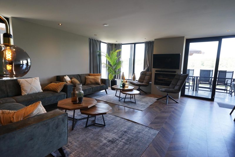 Ruime woonkamer Meervilla MIVA 10