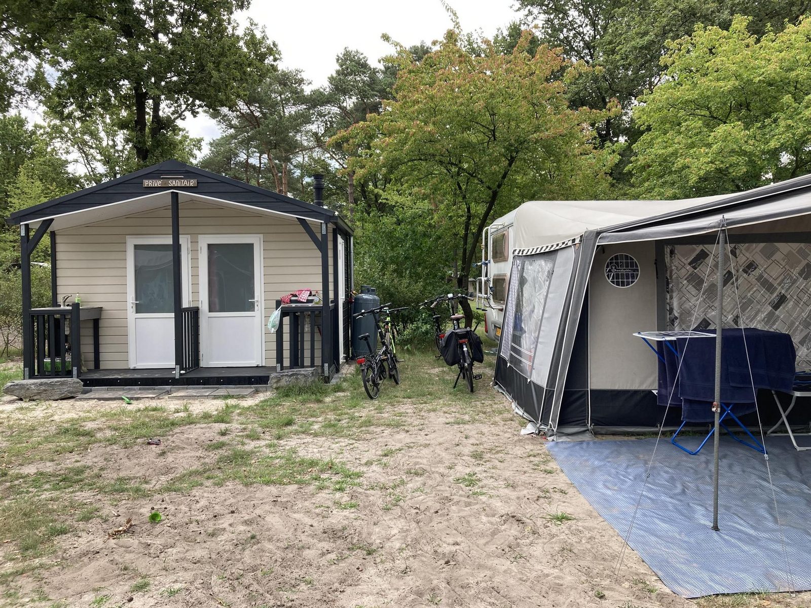 Camping pitch private sanitary